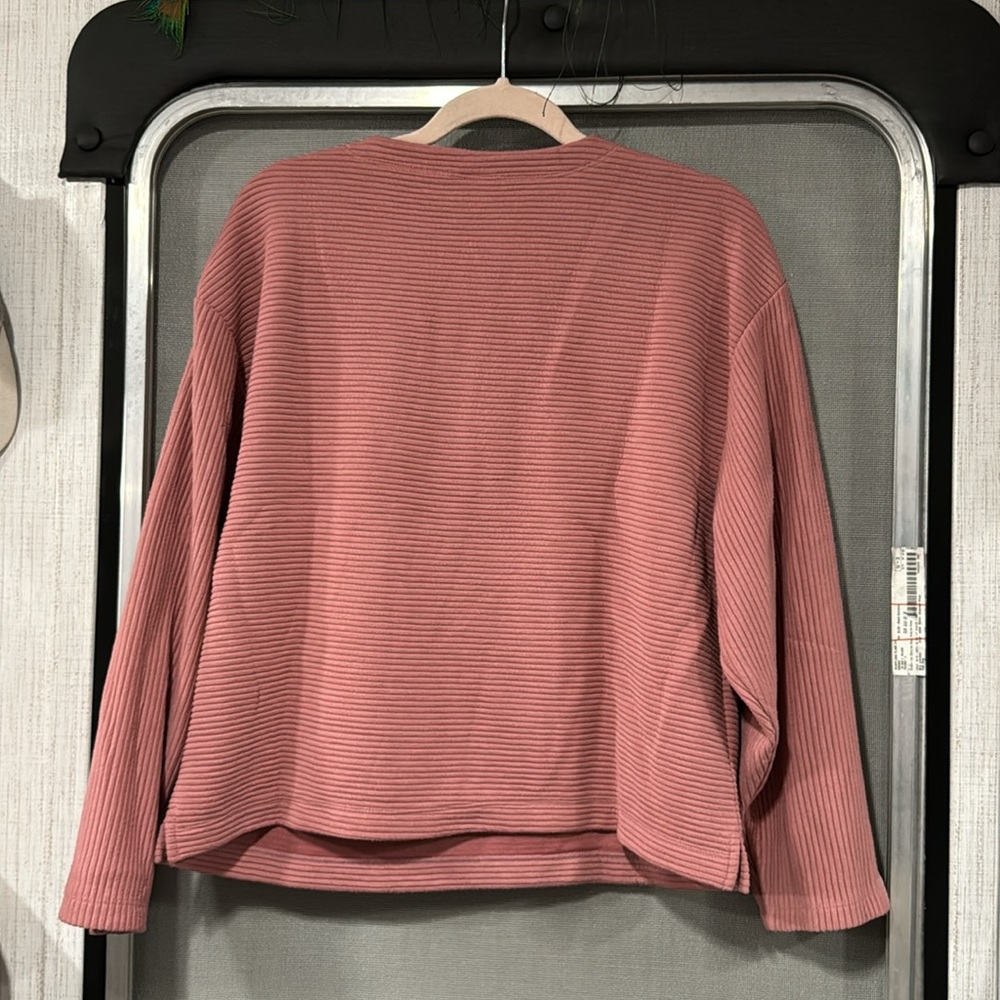 Pink Sweater - Picture 3 of 3